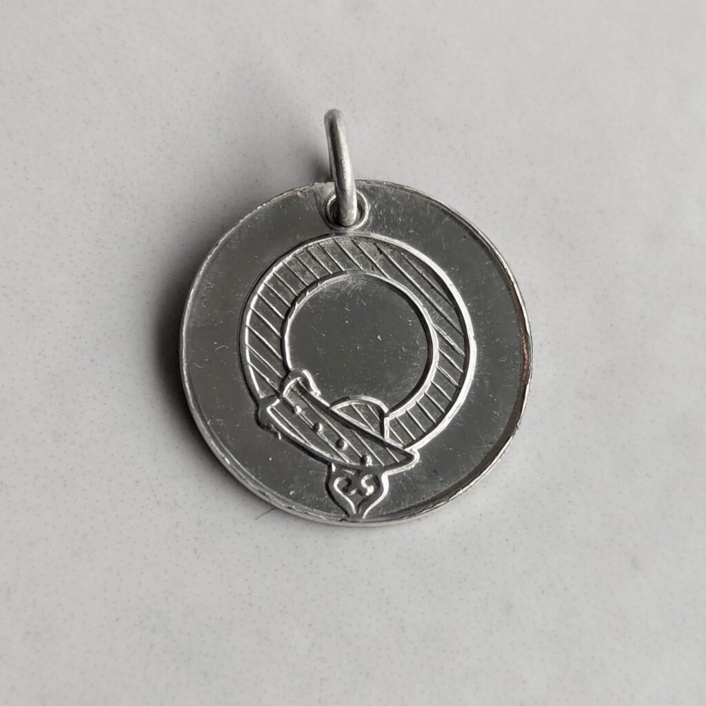 Apprentice pendant