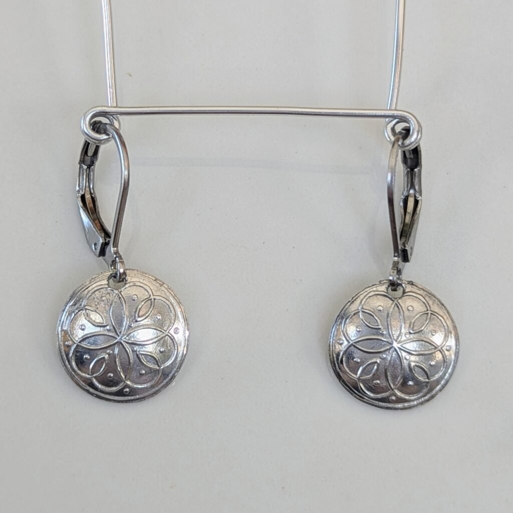 Heart double curl earrings
